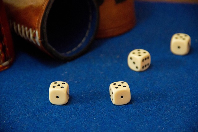 dice-2357720_640